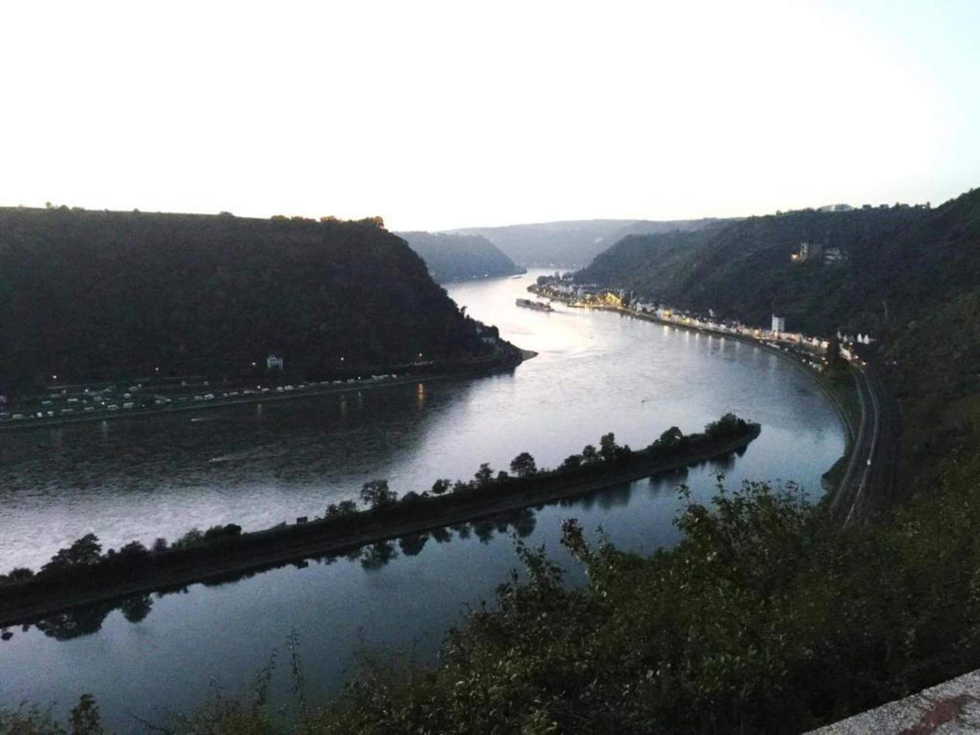 Cosy Holiday Home In Sankt Goarshausen With Barbecue Εξωτερικό φωτογραφία